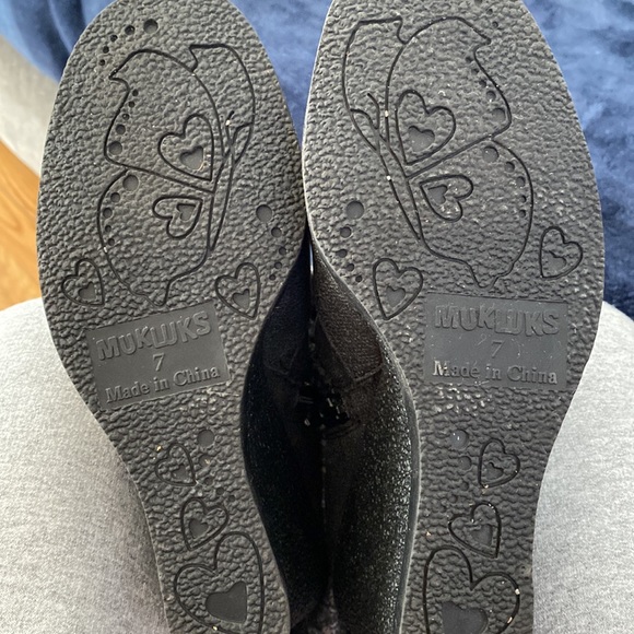 Booties with sweater fold over top - Picture 4 of 4